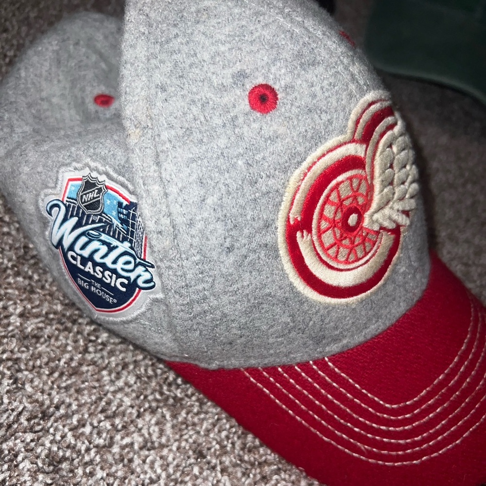 Detroit Red Wings Winter Classic Fitted Hat
